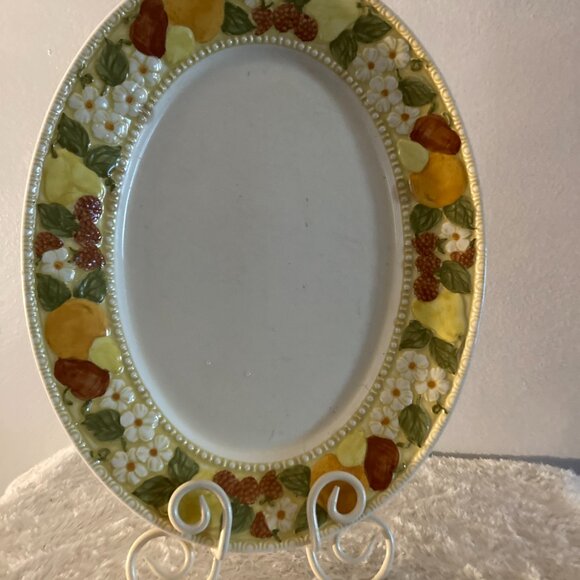 Metlox-Poppytrail-Vernon  "Della Robbia" 14" Oval Serving Platter - Picture 3 of 5